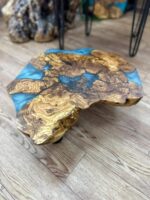⁦שולחן לחדר מזרחי מעץ זית עם שילוב אפוקסי⁩ – תמונה ⁦2⁩